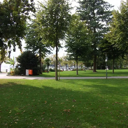 Am Uferpark Blaser Friedrichshafen